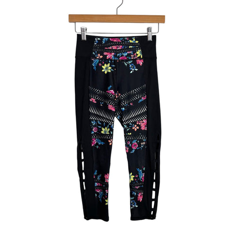 Give Love Get Love by Betsey Johnson Black Floral Side Cutout Leggings- Size XS (we have matching sports bra, Inseam 20”)