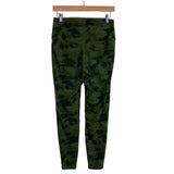Colorfulkola Green Printed Leggings- Size XL (Inseam 26”)