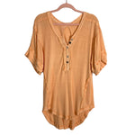 We the Free Peach Exposed Seam with Buttons and Hi-Lo Hem Top- Size S