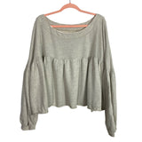Magnolia Pearl Grey Raw Hem Sweatshirt- Size ~M (no size tag, fits like M)