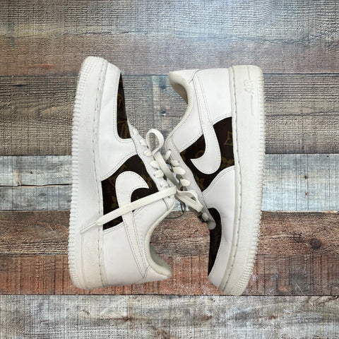 Pre-Owned Nike White LV Sneakers- Size 8