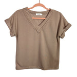 Amaryllis Mocha Exposed Seam V-Neck Top- Size XS (we have matching joggers)