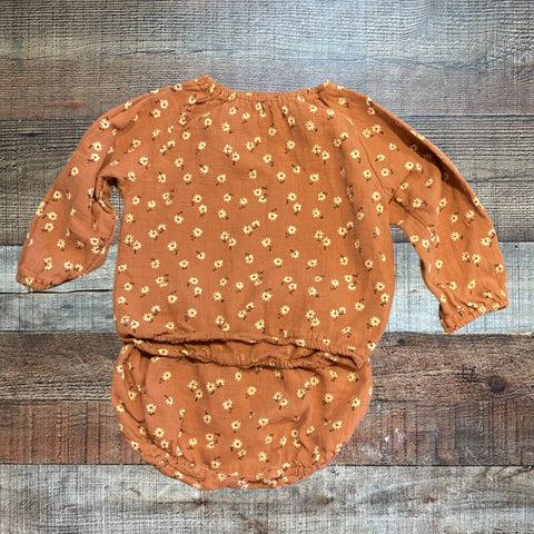 Quincy Mae Two Piece Brown Floral Top and Bloomer Set- Size 18-24M