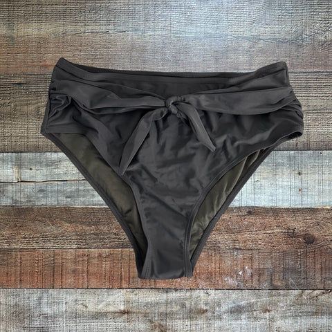No Brand Black Swim Bottoms NWOT - Size M