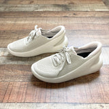 Kizik Cream Hands Free Slip On Sneakers- Size 7.5 (see notes)
