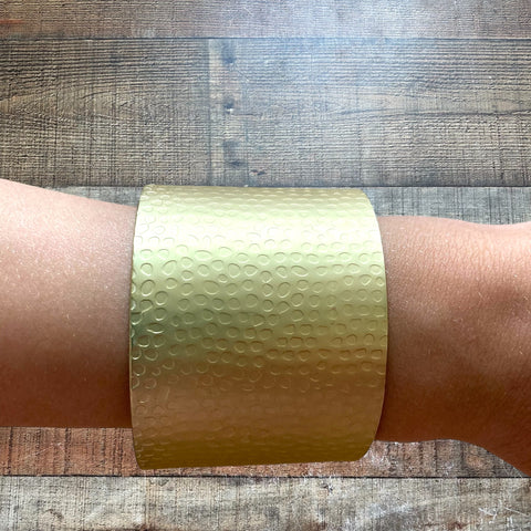 No Brand Gold Hammered Cuff Bracelet