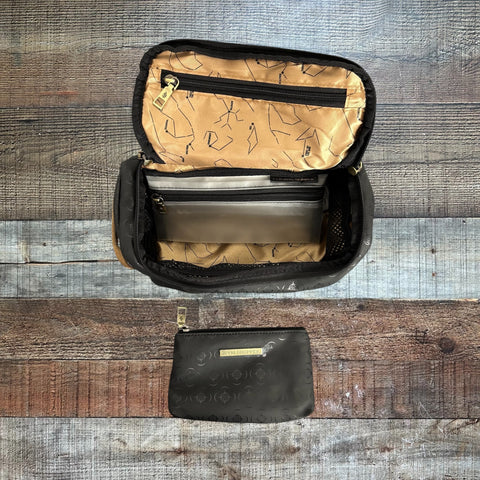 World Hopper Black Toiletry Bag with Zipper Pouch NWOT
