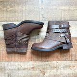 Global Win Dark Brown Ankle Boots- Size 8.5 (see notes)