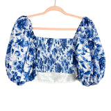 Abercrombie & Fitch Blue/White Floral Pattern Cinched Puff Sleeve Crop Top- Size L