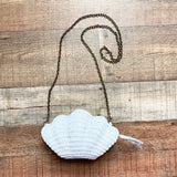 No Brand White Weaved Shell Shaped Hard Case Purse
