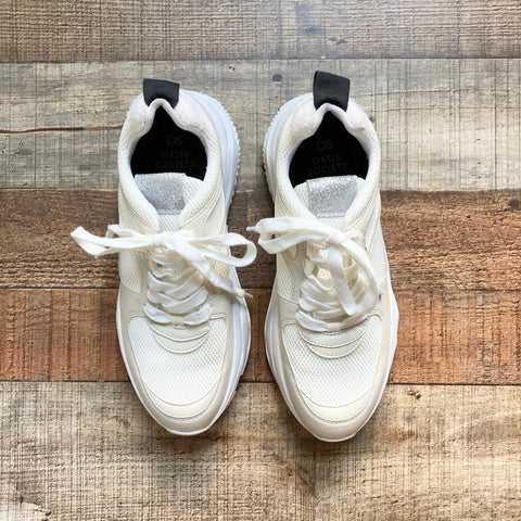 Oasis Society White Mesh with Fur Detail and Glitter Tab Sneakers 