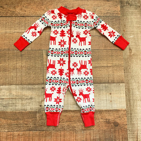 Hanna Anderson Organic Cotton Reindeer Zip Up Pajamas- Size 3-6M (we have matching mama pajamas)