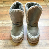 Mou Grey Eskimo Stitched Ankle Boots- Size ~8 (see notes)