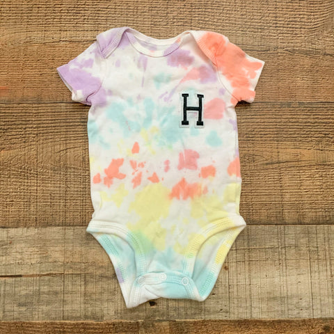 Simple Joys made by Carters Embroidered H Tie-Dye Onesie- Size 0-3M