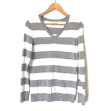 Amazon Essentials Grey/White Striped V Neck Sweater- Size S (see notes)