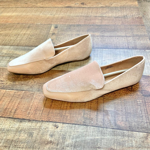 Journee Nude Slip On Loafers- Size 7 (BRAND NEW)