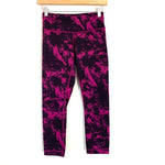 Lululemon Magenta and Black Tie Dye Legging- Size 4 (Inseam 21”)