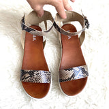 MIA Snake Embossed Platform Sandal- Size 7.5