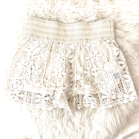 TOPSHOP Ivory Crochet Cotton Shorts- Size 2