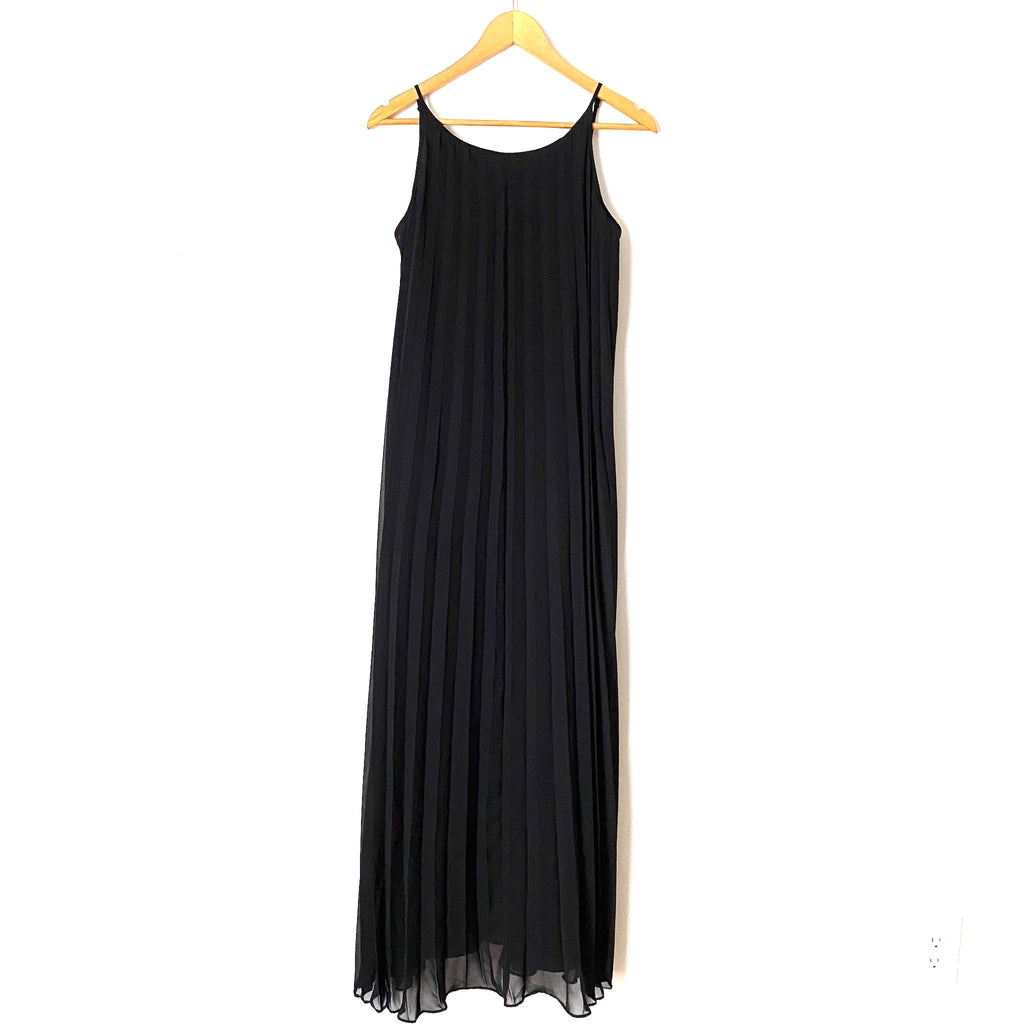 BCBGeneration Black Pleated Maxi Dress- Size XS The Saved Collection BCBGeneration Black Pleated Maxi Dress- Size XS The Saved Collection