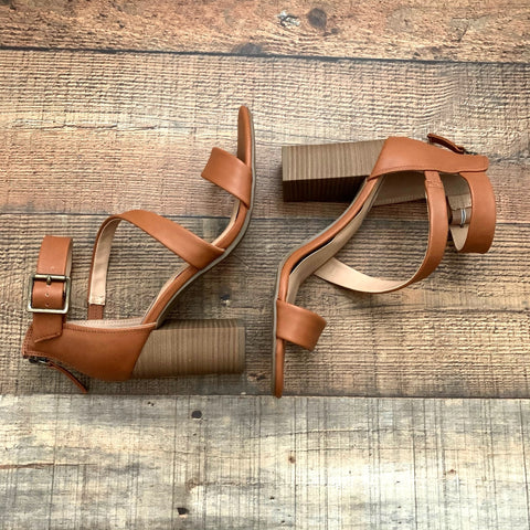 Scoop Cognac Sandal- Size 9 (Great Condition)