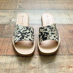 Chinese Laundry Real Fur Printed Cow Hair Slip On Sandals NWOT- Size 6.5