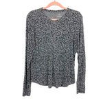 Aerie Gray Animal Print Ribbed Knit Henley- Size L (sold out online)