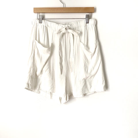 Amaryllis White “Low Tide” Shorts- Size XL