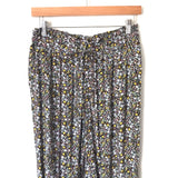 LOFT Mini Floral Pattern Pants- Size XS (Inseam 22.5”)