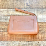 Cuyana Camel Zipper Wristlet Clutch