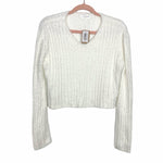 Vestique White Park City Fuzzy Sweater NWT- Size M