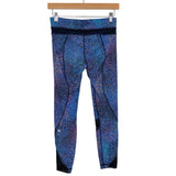 Lululemon Blue/Green/Purple Geometric Design Front Zipper Pockets Mesh Detail Leggings- Size 4 (Inseam 25”)