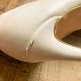 DIDIFU- White Stiletto Heels- Size 7 (see notes)