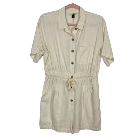 Universal Thread Cream Collared Button Front Romper NWT- Size XS (sold out online)