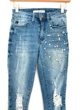 KanCan Pearl Studded Jeans with Raw Hem- Size 24 (Inseam 28”)