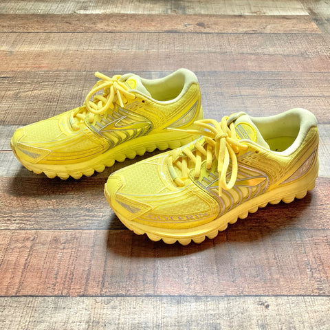 Brooks Clycern 12 Neon Yellow Sneakers- Size 7.5