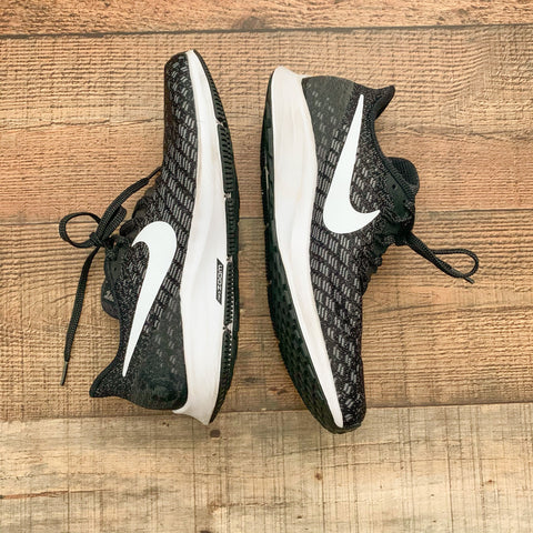 Pre-owned Nike Zoom Pegasus 35 Heathered Black Sneakers- Size 8.5 (Like New)