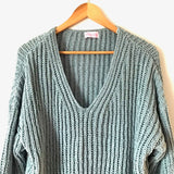 Pink Lily Blue Chunky Knit V Neck Sweater - Size S