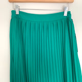 Gibson Green Pleated Skirt NWT- Size S