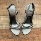 Pre-Owned Stuart Weitzmen Metallic Silver Slingback Heels- Size 6.5