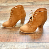 Forever Tan Suede Lace Up Block Heel Booties- Size 9 (see notes)