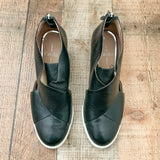Linea Paolo Black Faux Leather Zip Back Wedge Cut Out Sneakers - Size 7.5