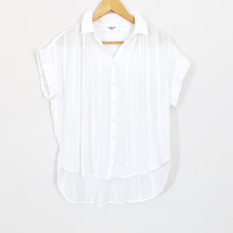Carly Jean White Short Sleeve Button Up with Stripe Texture- Size S