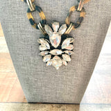 No Brand Tortoise Link Rhinestone Pendant Necklace