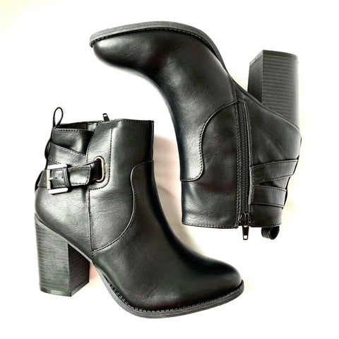 Charlotte Russe Black Booties NWT- Size 7