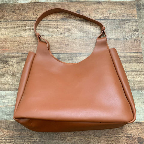 Pre-Owned Neiman Marcus Camel Leather Tote Bag (see notes)