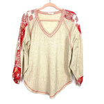 Chrysanthemum Tan Red Print Waffle Sleeve Top- Size S