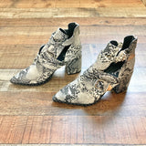 Qupid Snakeskin Leather Cutout Side Buckle Zip Up Booties- Size 7