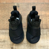 Nike Boy's Black Slip On Sneakers- Size 7 (LIKE NEW)