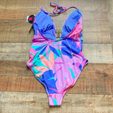 No Boundaries Front Buckle Bikini Fit One Piece NWT- Size M (see notes)